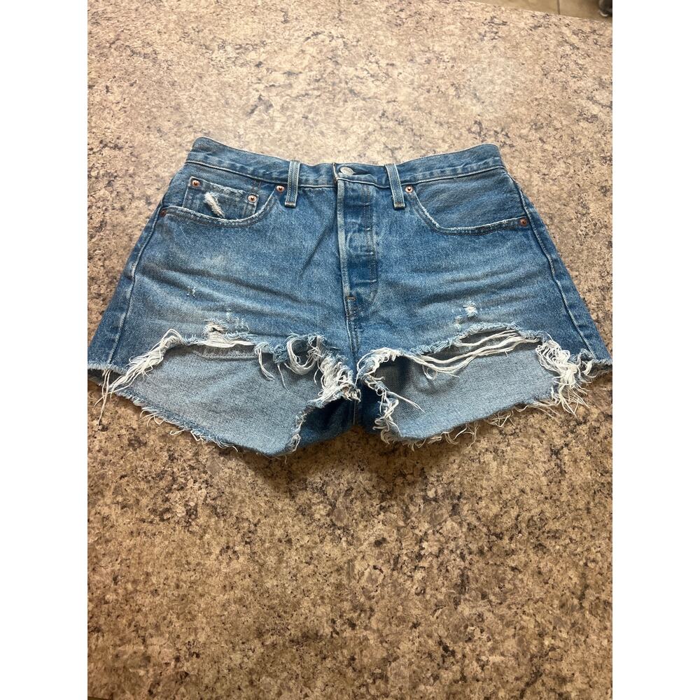 Levi’s 501 Jean Shorts Size 28